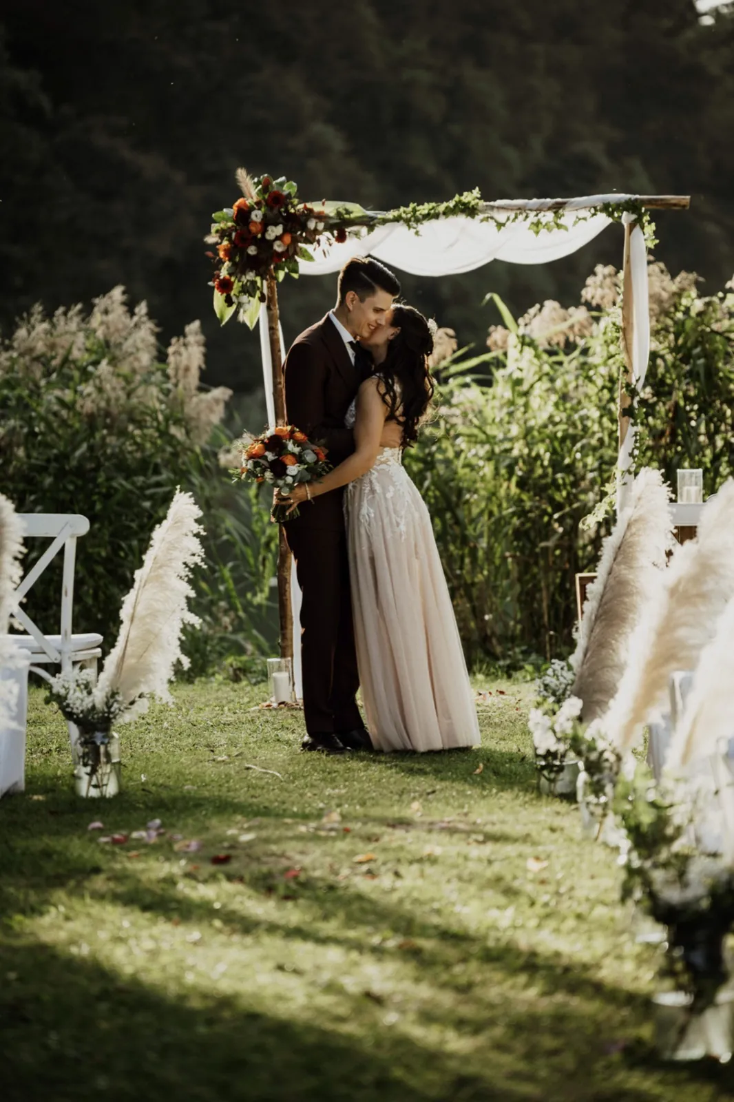Marie & Thomas Hochzeitsfoto Retz, Zellingen – Light Hunters